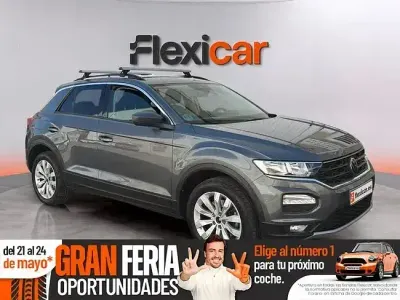 Usado VW T-Roc Advance 150 CV (110 kW) 2021 Gris SUV