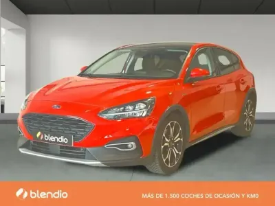 Usado Ford Focus Active 120 CV (88 kW) 2019 Rojo