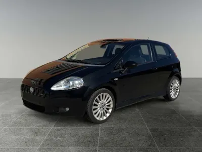 Usado Fiat Punto Classica 60 CV (44 kW) 2007 Negro Utilitario
