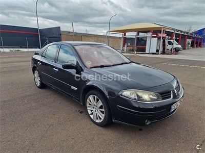 Usado Renault Laguna III Privilege 130 CV (95 kW) 2007 Negro Berlina