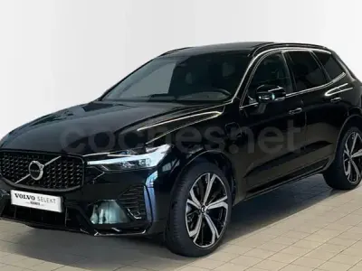 Begagnad Volvo XC60 Plus 350 HK (257 kW) 2022 Svart SUV