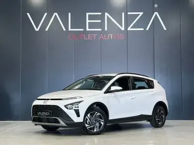 Usado Hyundai Bayon 99 CV (72 kW) 2025 Blanco SUV