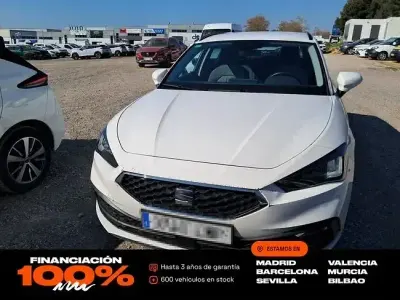 Begagnad Seat Leon Style 116 HK (85 kW) 2022 Vit Kombi