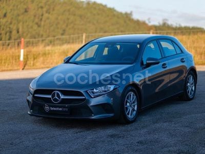 Gris / plata Usado 2020 Mercedes A180 Berlina | 18.490 € (Super precio)