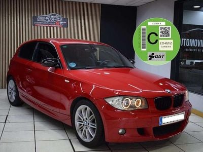 Usado BMW 118 Sport Line 143 CV (105 kW) 2010 Rojo Utilitario