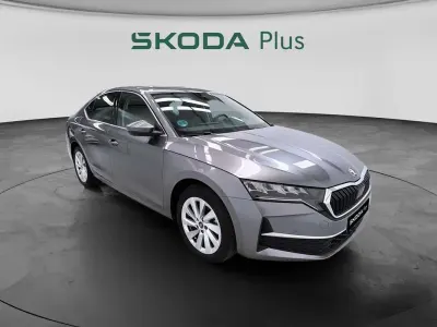 Usado Skoda Octavia 150 CV (110 kW) 2025 Gris Utilitario