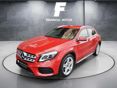 Occasion Mercedes GLA180 AMG line 122 PK (89 kW) 2017 Rood SUV