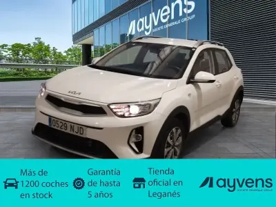 Usado Kia Stonic 101 CV (74 kW) 2025 Blanco SUV