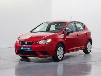 Usado Seat Ibiza Reference 90 CV (66 kW) 2015 Rojo Berlina
