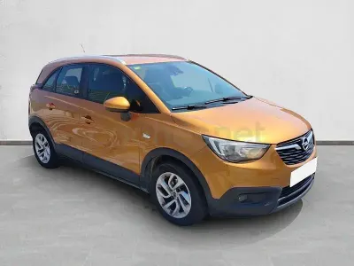 Usado Opel Crossland X Selective 81 CV (59 kW) 2017 Marrón SUV