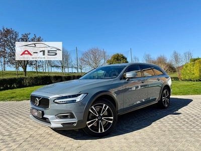 Usado Volvo V90 CC 197 CV (144 kW) 2021 Gris / plata Familiar
