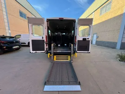 Usado Citroën Jumper 140 CV (102 kW) 2019 Blanco Monovolumen