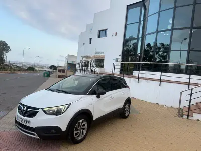Usado Opel Crossland X Edition 110 CV (80 kW) 2019 Blanco SUV