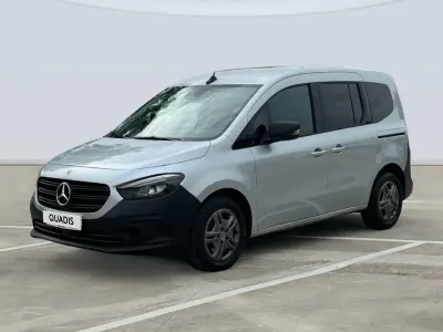 Usado Mercedes Citan 110 95 CV (69 kW) 2023 Gris plata Monovolumen