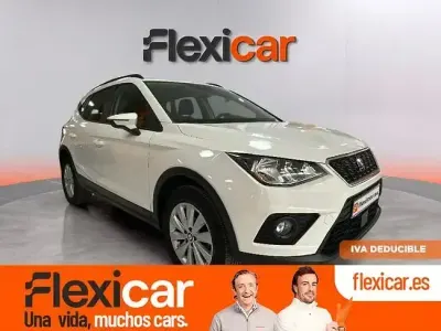 Usado Seat Arona Style 95 CV (69 kW) 2019 Blanco SUV