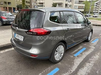 Usado Opel Zafira Selective 140 CV (102 kW) 2017 Gris / plata Monovolumen