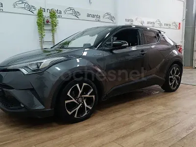 Usado Toyota C-HR Plus 122 CV (89 kW) 2017 Gris / plata SUV