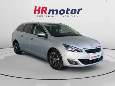 Usado Peugeot 308 131 CV (96 kW) 2017