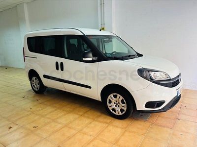 Usado Fiat Doblò Lounge 95 CV (69 kW) 2020 Blanco Monovolumen