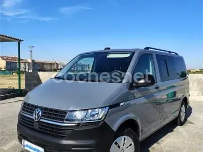 Usado VW Caravelle 150 CV (110 kW) 2021 Gris / plata Van