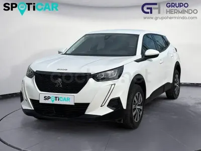 Usado Peugeot 2008 Active 100 CV (73 kW) 2020 Blanco SUV