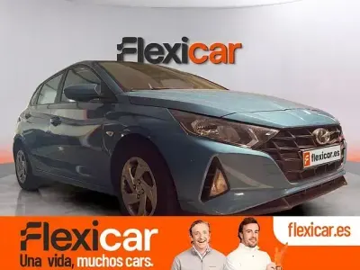 Usado Hyundai i20 84 CV (61 kW) 2022 Verde Utilitario