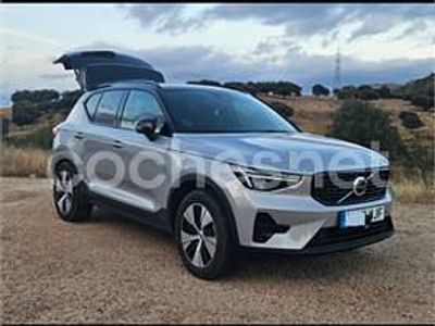 Usado Volvo XC40 Plus 163 CV (119 kW) 2023 Gris / plata SUV