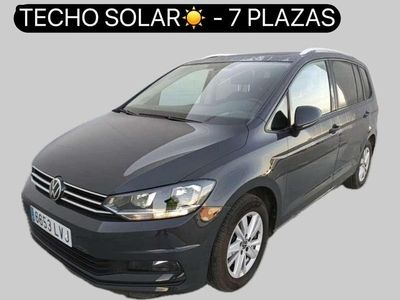 Usado VW Touran Advance 150 CV (110 kW) 2021 Gris Monovolumen