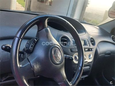 Begagnad Toyota Yaris Sol 87 HK (63 kW) 2005 Grå Sedan