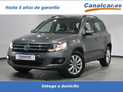 Käytetty VW Tiguan 110 HP (80 kW) 2013 Harmaa Katumaasturi