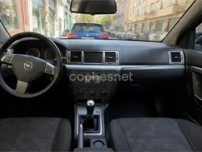 Usado Opel Vectra Elegance 120 CV (88 kW) 2007 Azul Berlina