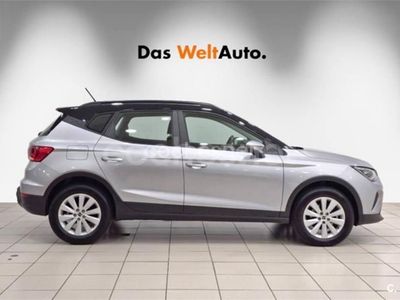 Gris / plata Usado 2024 Seat Arona Style SUV | 18.750 € (Precio justo)