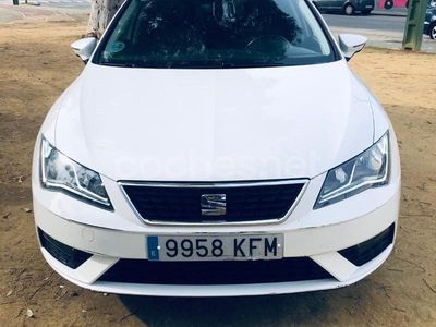 Usado Seat Leon Reference 115 CV (84 kW) 2017 Blanco Familiar