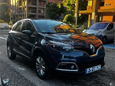 Używany Renault Captur Intens 90 KM (66 kW) 2014 Szary SUV