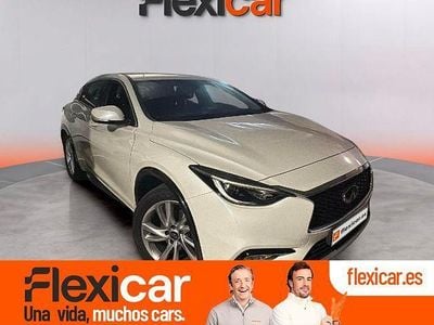 Usado Infiniti Q30 122 CV (89 kW) 2016 Blanco
