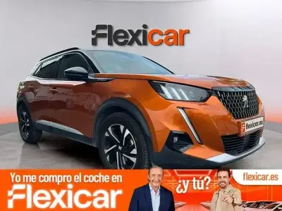 Usado Peugeot 2008 GT-line 130 CV (95 kW) 2020 Naranja SUV
