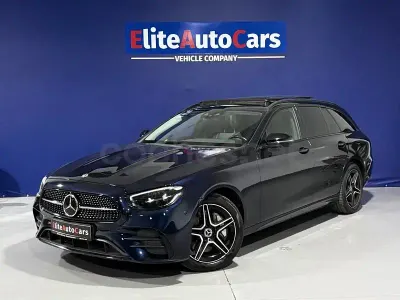 Usado Mercedes E300 306 CV (225 kW) 2022 Azul Familiar