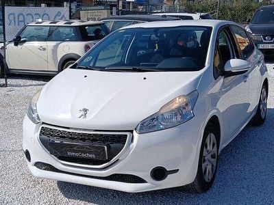 Usado Peugeot 208 Access 68 CV (50 kW) 2013 Blanco Utilitario