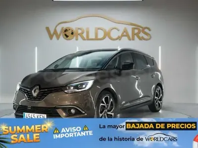 Usado Renault Grand Scénic IV Zen 130 CV (95 kW) 2017 Marrón Monovolumen