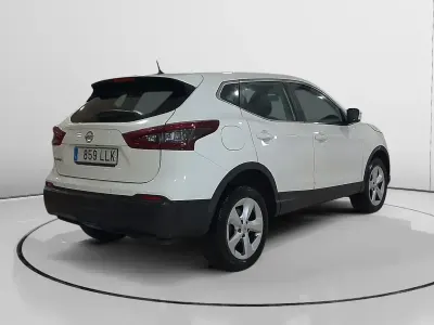 Usado Nissan Qashqai Acenta 116 CV (85 kW) 2020 Blanco SUV