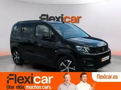 Usado Peugeot Rifter GT 130 CV (95 kW) 2023 Negro Monovolumen