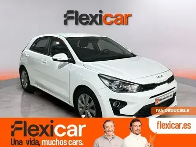 Usado Kia Rio 100 CV (73 kW) 2023 Blanco