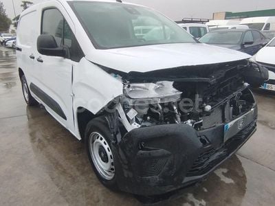 Blanco Usado 2025 Fiat Doblò Monovolumen | 8900 €