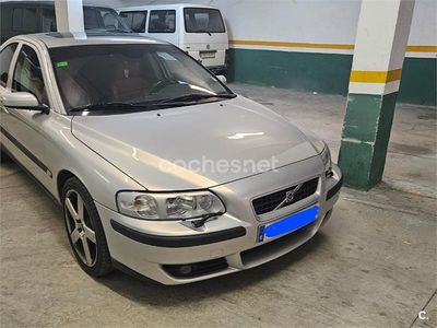 Usado Volvo S60 300 CV (220 kW) 2003 Gris / plata Berlina