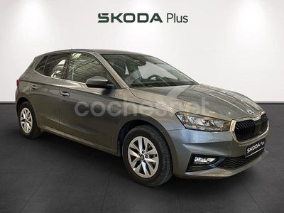 Gris Usado 2025 Skoda Fabia Selection Berlina | 16.490 € (Precio justo)