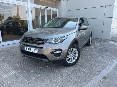 Usado Land Rover Discovery Sport HSE 150 CV (110 kW) 2017 Gris / plata SUV