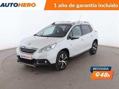 Usado Peugeot 2008 Allure 131 CV (96 kW) 2016 Blanco SUV