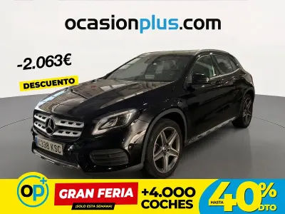 Usado Mercedes GLA180 122 CV (89 kW) 2018 Negro SUV