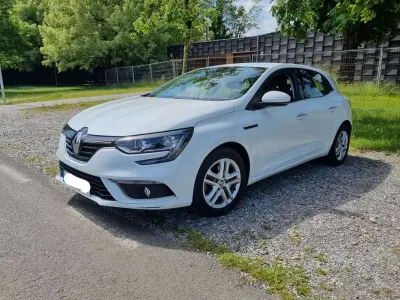 Usado Renault Mégane Business 116 CV (85 kW) 2021 Blanco Utilitario