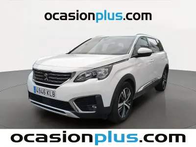 Usado Peugeot 5008 Allure 131 CV (96 kW) 2018 Blanco SUV